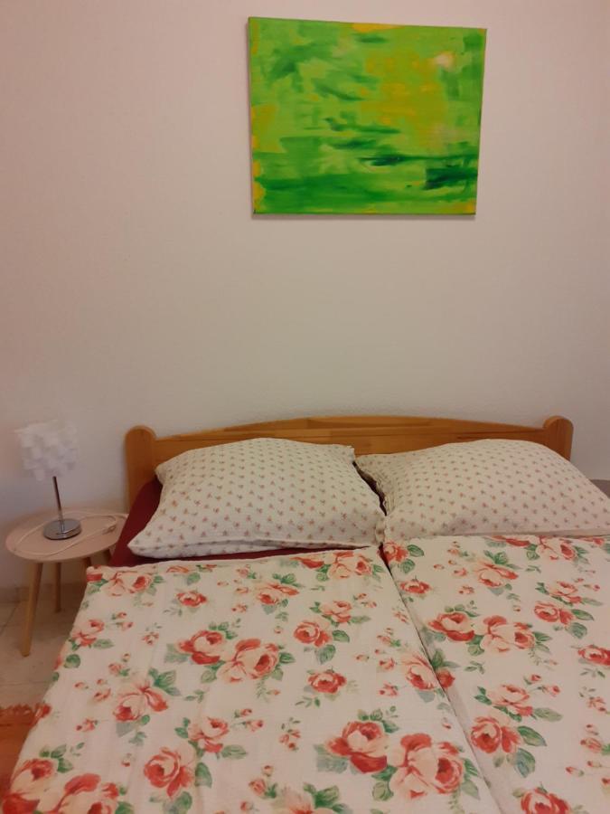 Rose Apartman Balatonlelle Luaran gambar