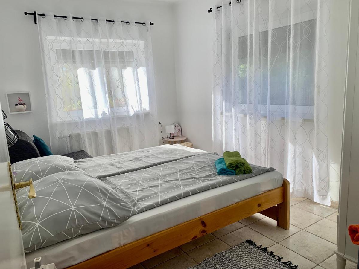 Rose Apartman Balatonlelle Luaran gambar
