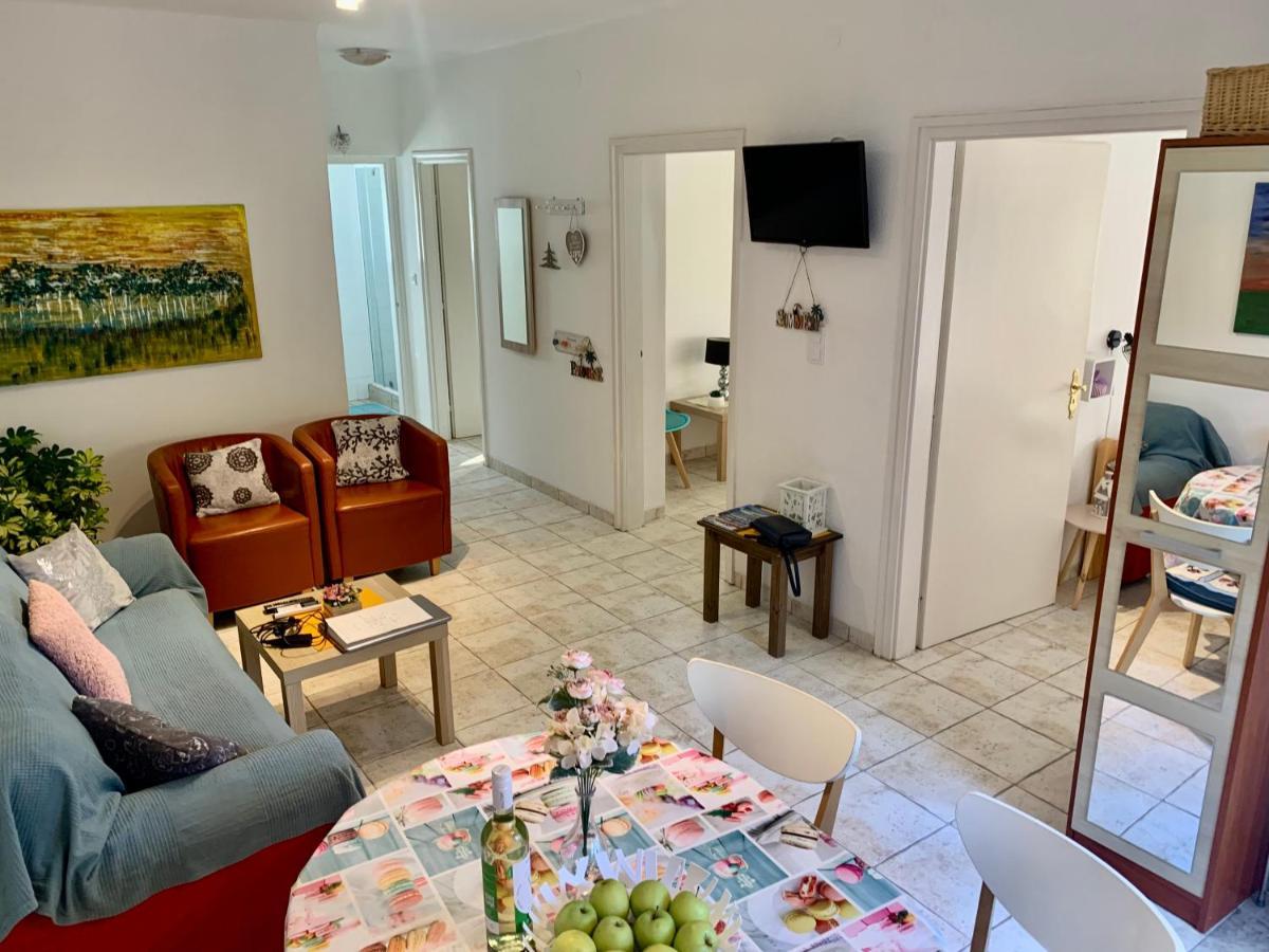 Rose Apartman Balatonlelle Luaran gambar