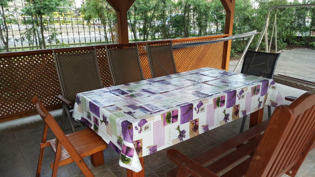 Rose Apartman Balatonlelle Luaran gambar